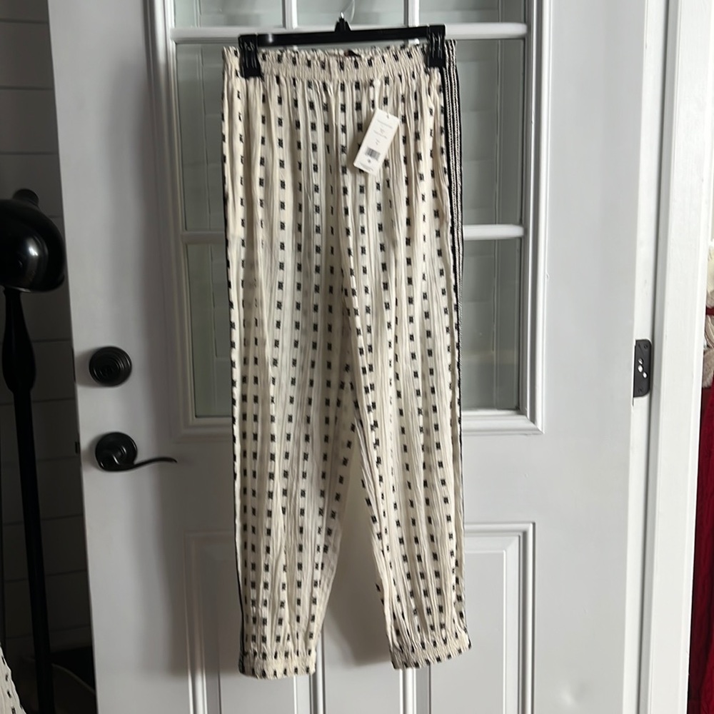 Tory Burch cinched ankle pants size 6!